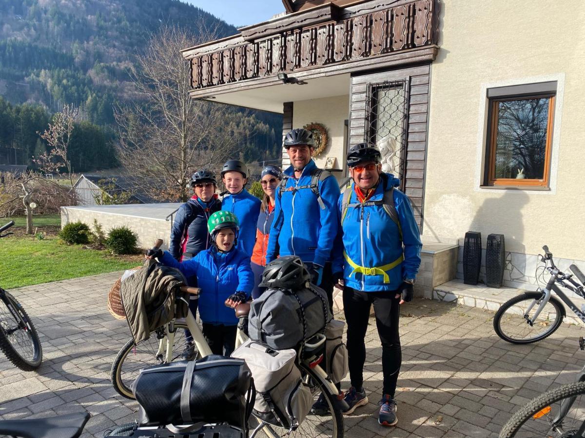 Ferienhaus Kramser Arnoldstein Bagian luar foto